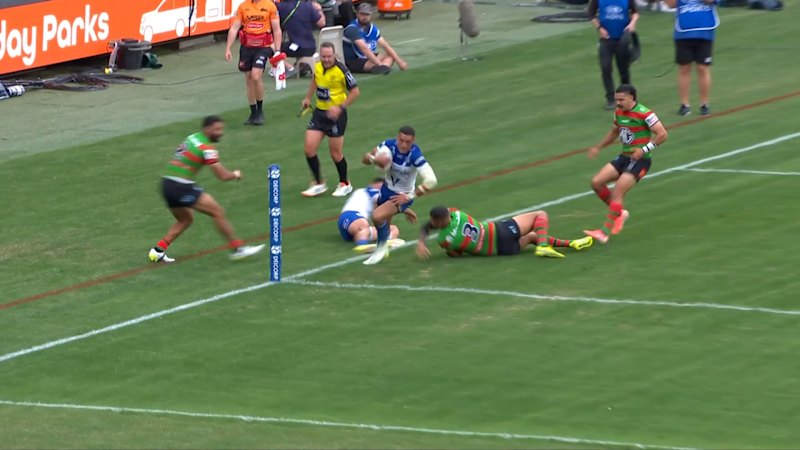 'Twinkle toes Montoya' stuns on the sideline