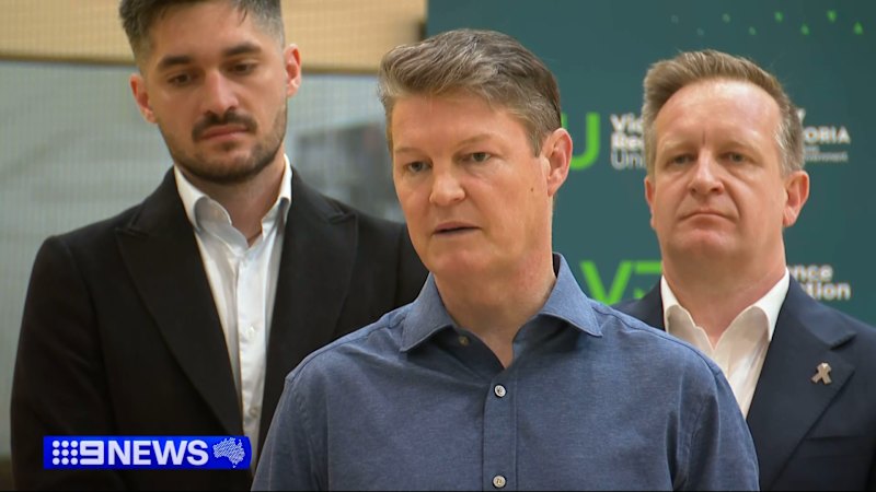 Premier criticised for response to Victorian pothole problem