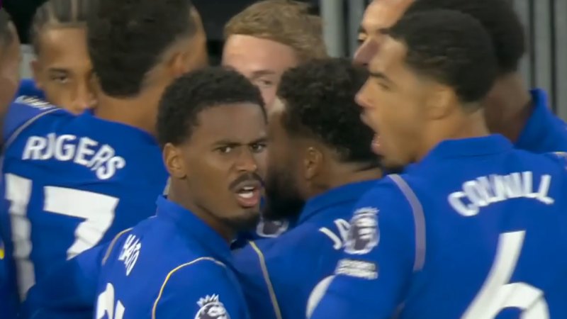 João Pedro scores for Chelsea after 31 seconds against Fulham