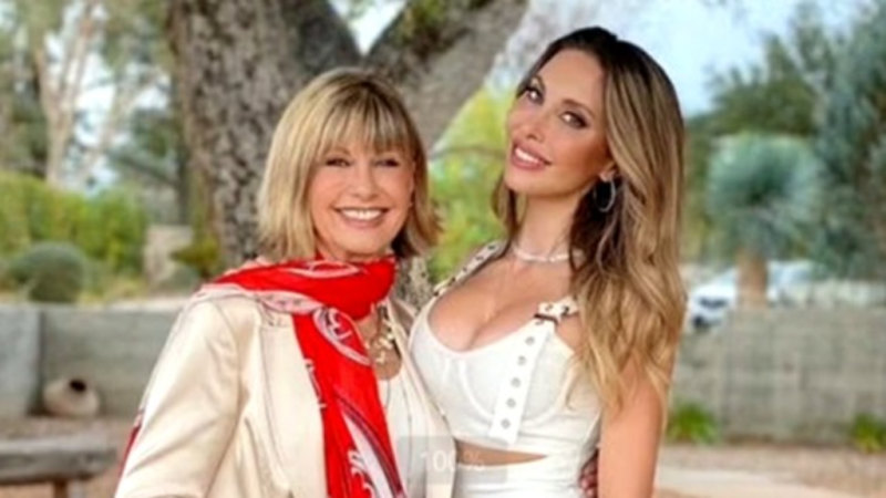 Olivia Newton John's daughter Chloe shares a heartbreaking personal message