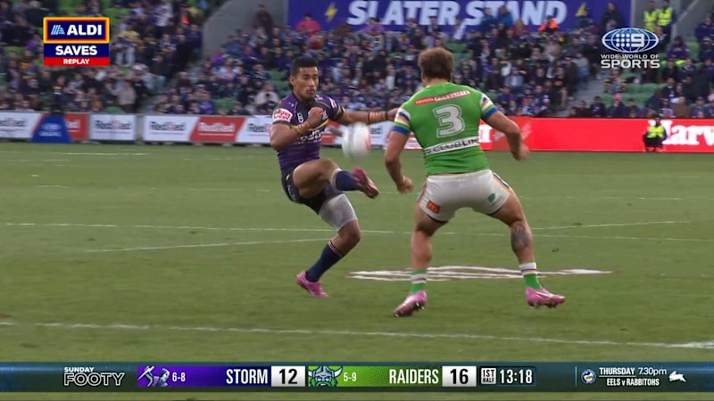Phil Gould reacts to Sua Faalogo kick during Storm match