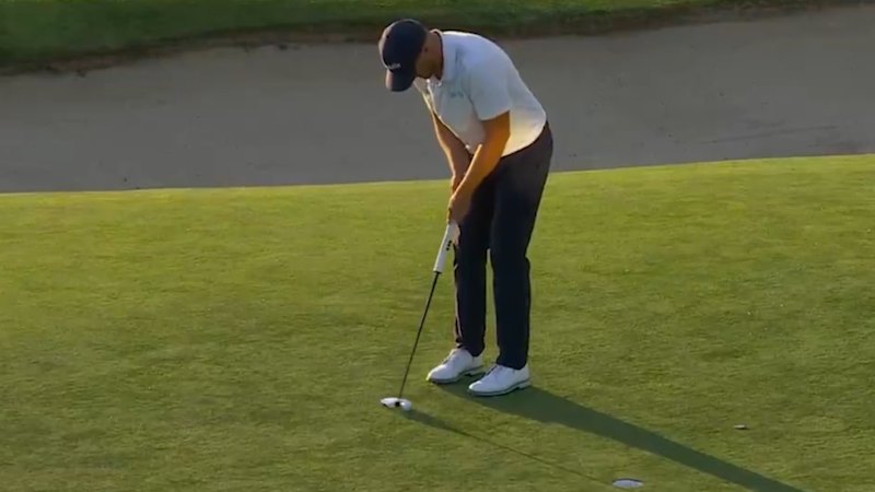 Clark goes seven shots clear with 'ridiculous' eagle