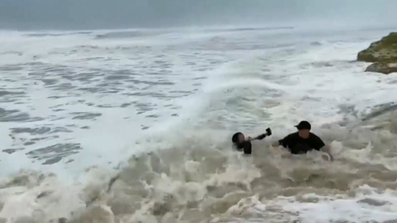 Cyclone Alfred impacts being felt as it nears coast