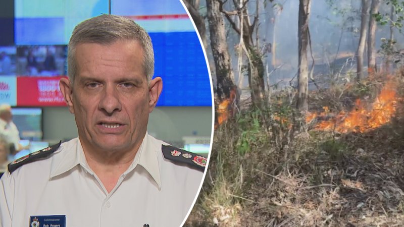 Sydney misses heat record as bushfires continue to burn