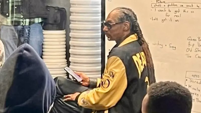 Snoop Dogg gifts music gear to Melbourne special needs school
