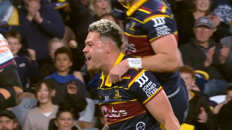 Tangitau shreds shoddy Waratahs defence