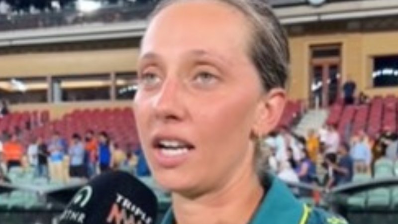 Gardner labels Perry the greatest 'male or female' cricketer