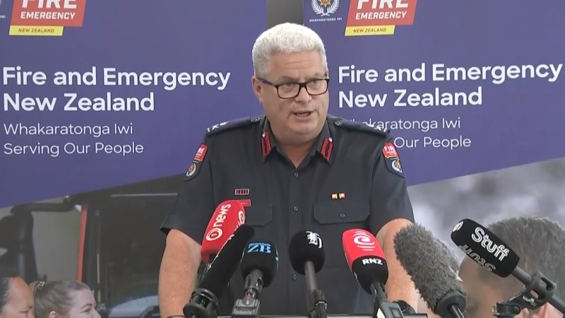 NZ Fire and Emergency'nin genel müdürü, Loafers Lodge yangınındaki operasyonları savunuyor