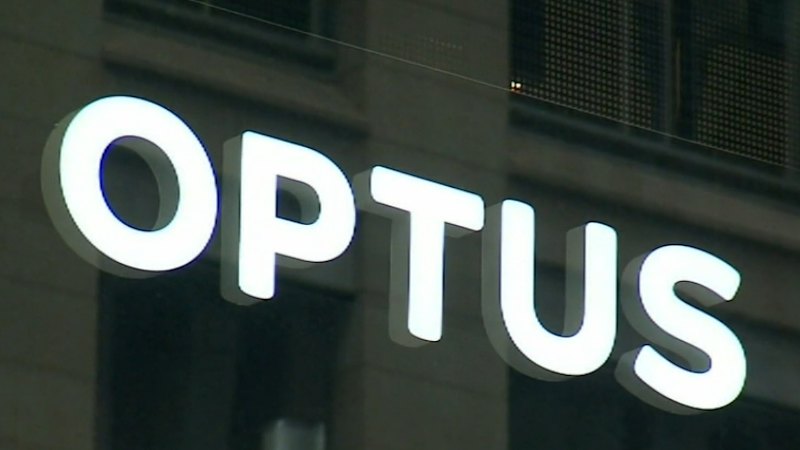 Optus outage impacts nearly 100,000 Queenslanders
