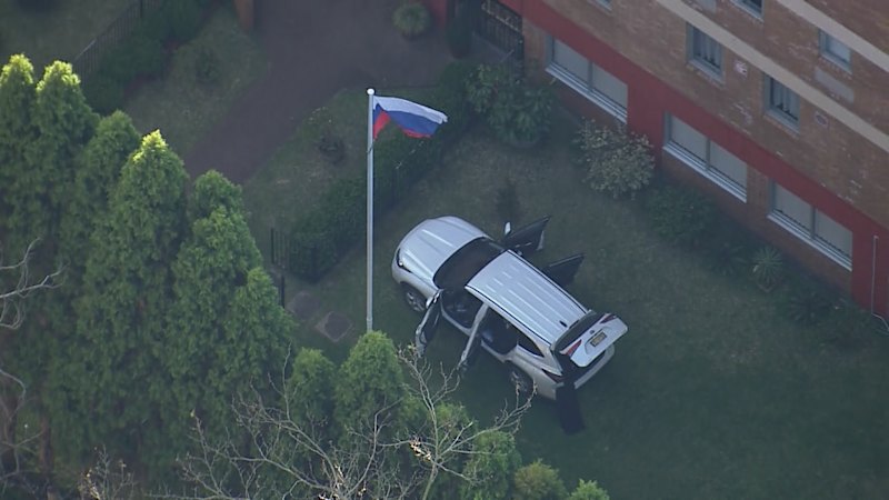 Car allegedly drives into gate of Russian Consulate General in Sydney
