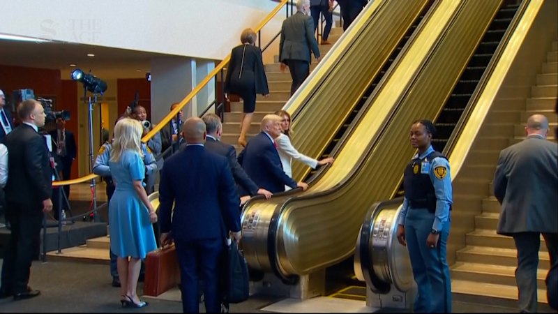Video: Trumps Have Escalator Trouble at United Nations