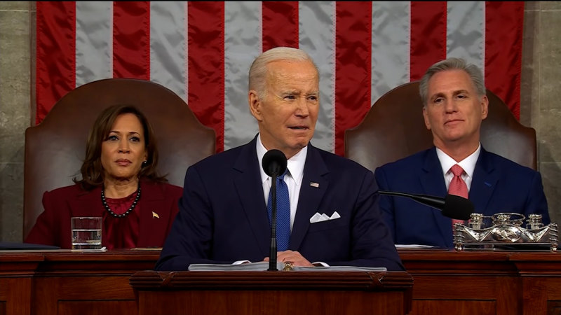 Biden, Birliğin Durumu'nda Cumhuriyetçiler tarafından sıkıştırıldı