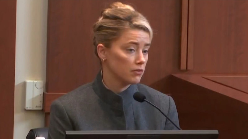 Amber Heard, hakaret davası sırasında çapraz sorguya çekildi