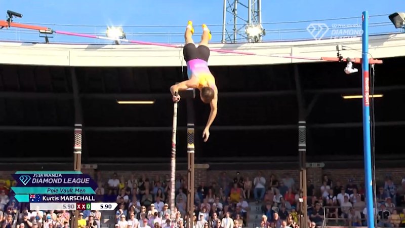 Marschall topples Mondo for improbable win