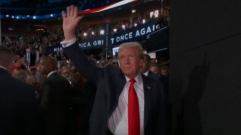 Trump makes first appearance after assassination attempt