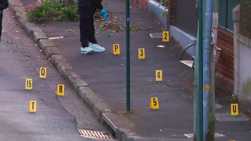 Underworld figure survives deadly pub shooting