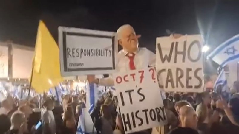 Israelis protest ahead of elections