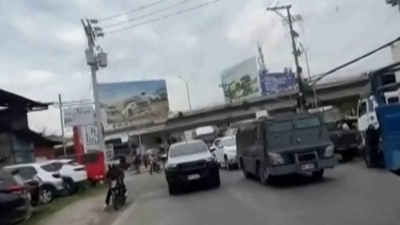 Large earthquake hits Philippines