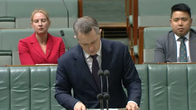 Education minister Jason Clare breaks down during Bondi speech