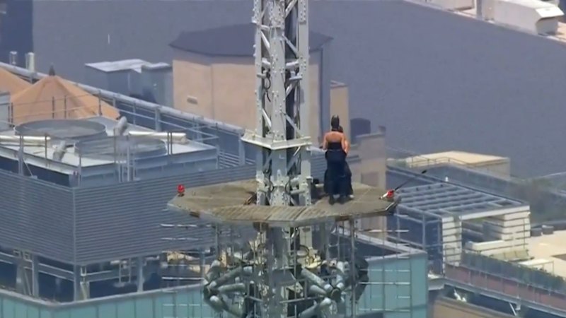 Why Free Soloing The Empire State Building For A Proposal Is Just Bad Art