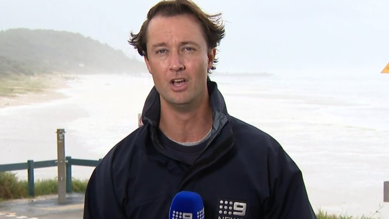 Northern NSW schools shut as Cyclone Alfred looms