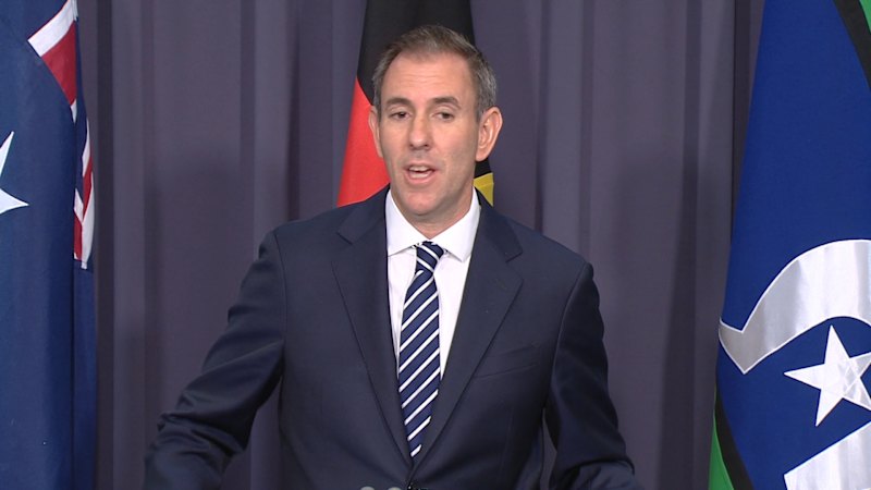 Treasurer applauds decision to lift junior pay rates