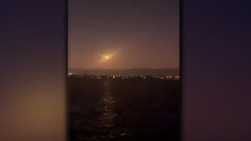 'One hell of a meteor' spotted shooting across sky in Western Australia