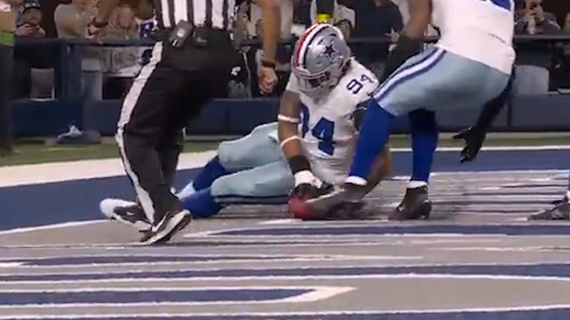 Kneeland scores off blocked punt against Cardinals