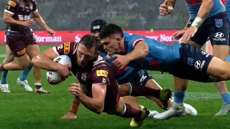 Maroons players back Slater to stay on as coach