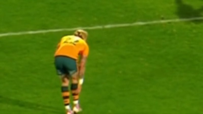 Carter Gordon injured before Wallabies penalty try