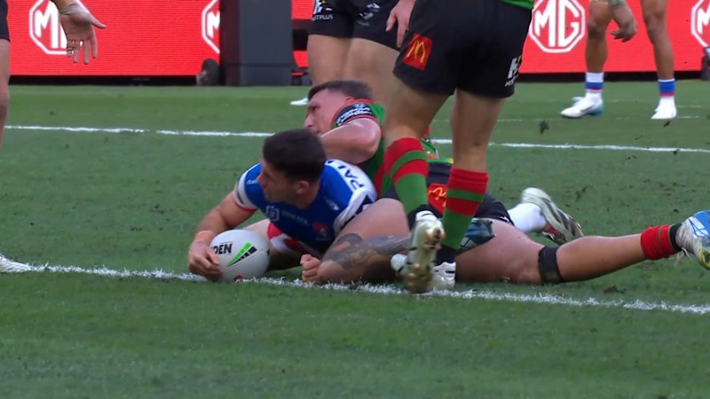 Knights 'rolling' through Souths defence