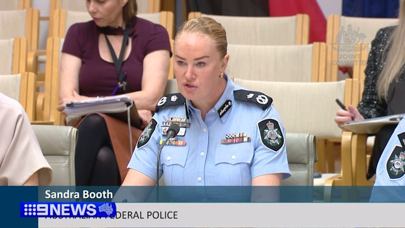 Experts warn AI is helping gangs radicalise Australian kids