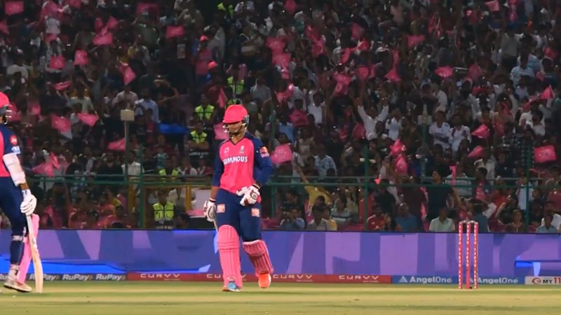 Indian freak blasting IPL sixes at 14