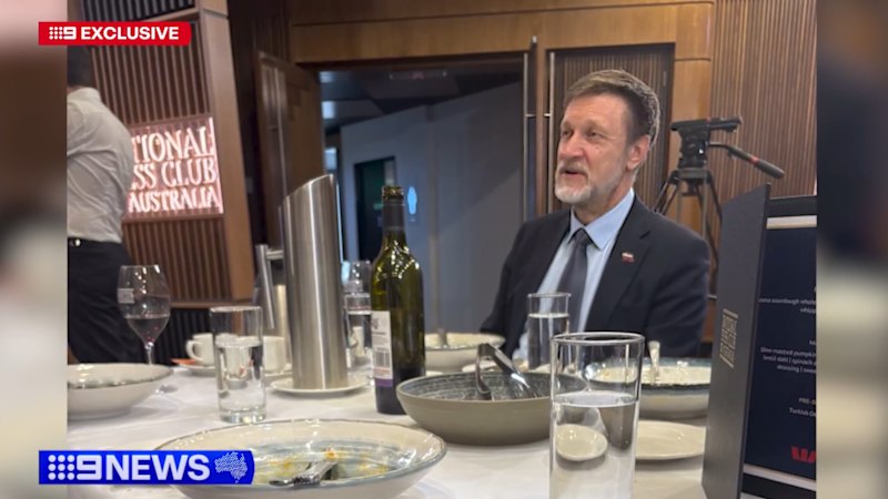 Shoebridge embarrassed by presence of Russian ambassador at address