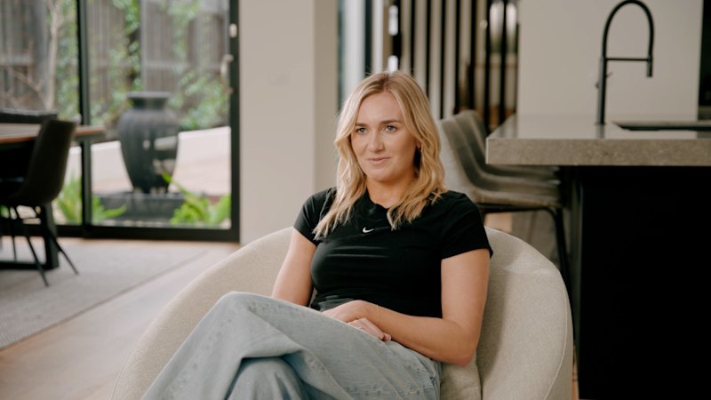 Ariarne Titmus announces her swimming retirement