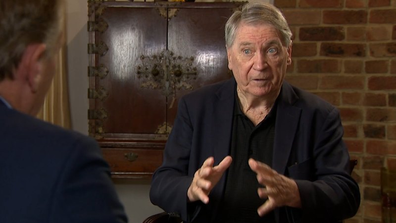 Resignation plunges Bondi royal commission into turmoil