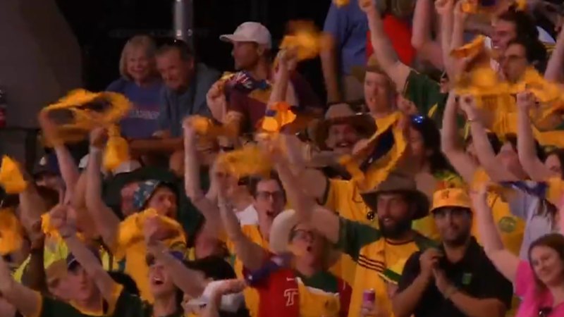 Aussies take over Dallas ahead of round of 32