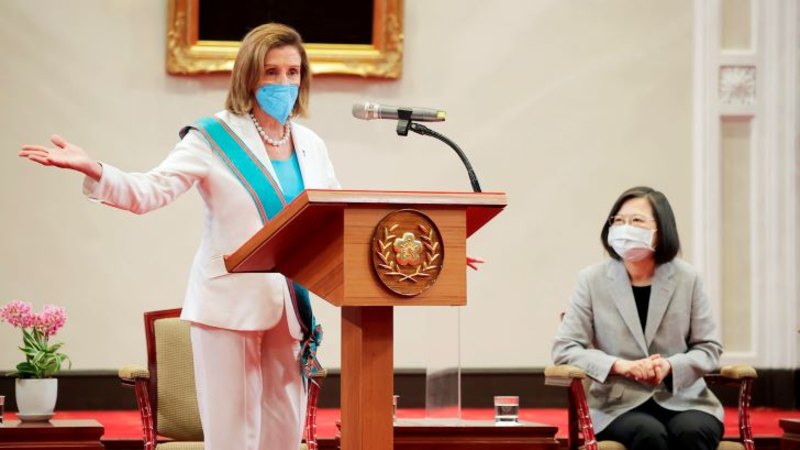 Pelosi Tayvanlı liderlerle görüştü