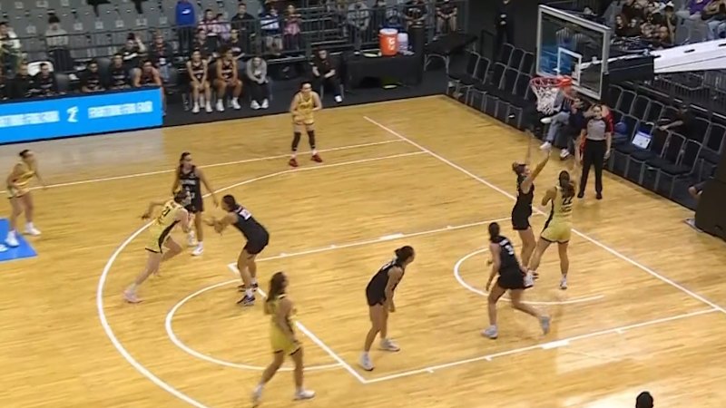 Fowler ices slick Opals play