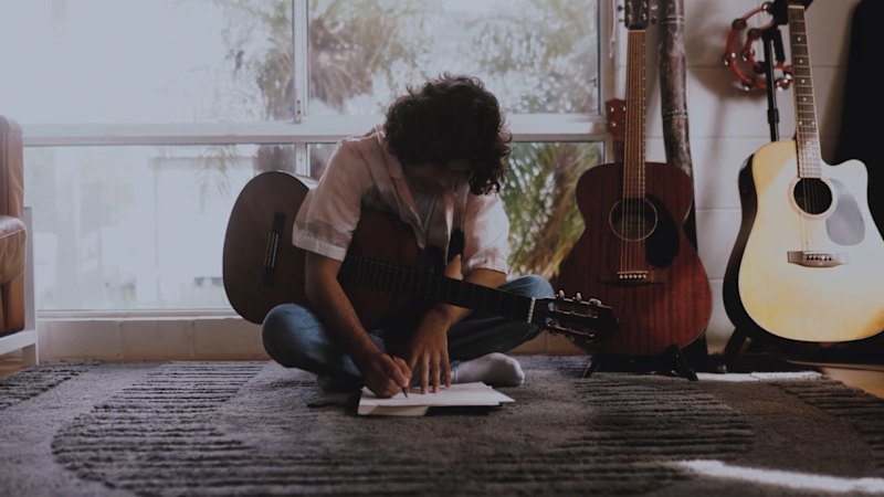 Budjerah releases new track “Even At My Worst”