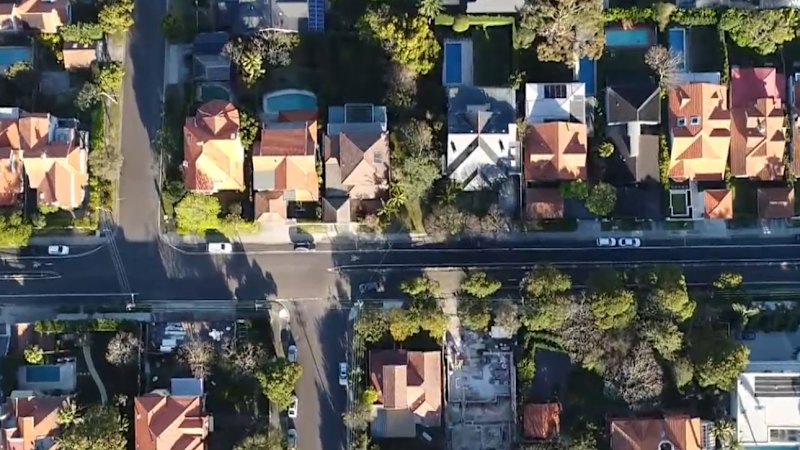 Radical asbestos plan for Aussie households