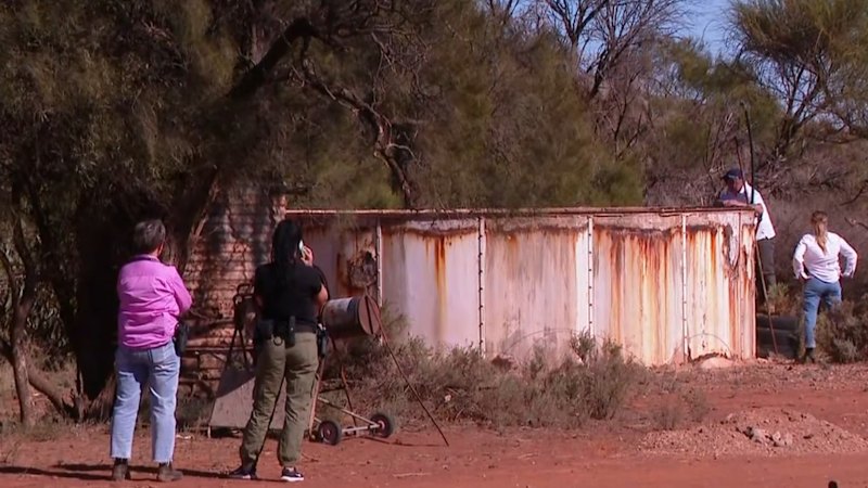 SA Police inspect outhouse in search for Gus Lamont