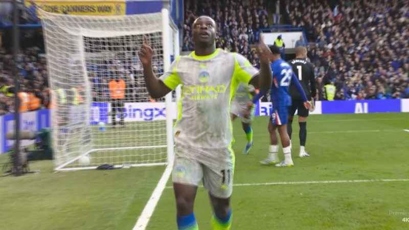 Ugly blunder gifts Man City victory