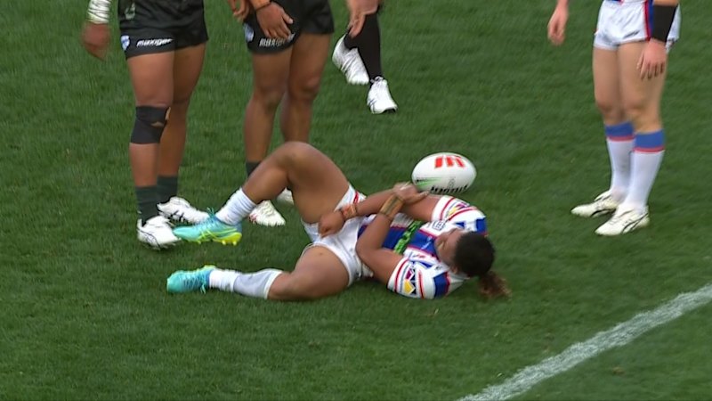 Knights forward Francis Manuleleua forced off with elbow injury