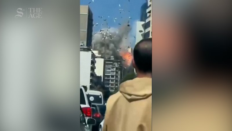 Lübnan'da İsrail saldırılarında yüzlerce kişi hayatını kaybetti