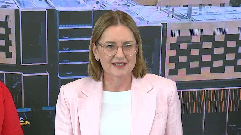 Former Victoria premier to quit politics