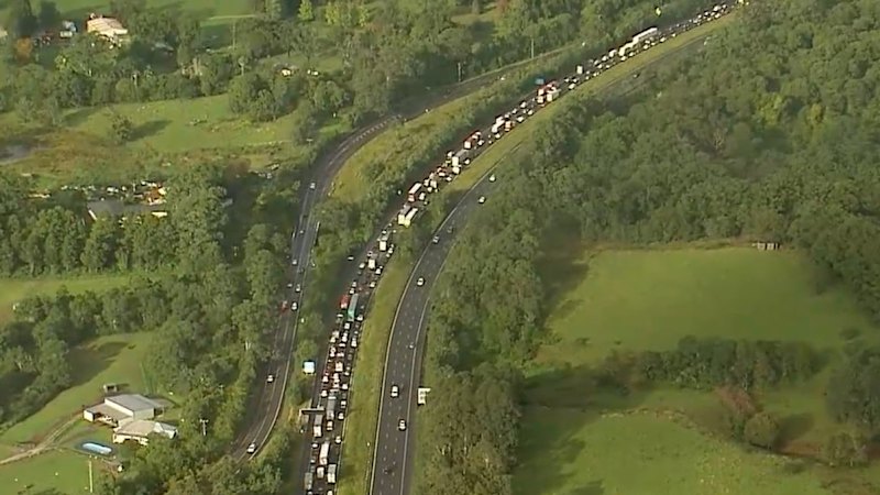 M1 reopened after scrap metal chaos on road