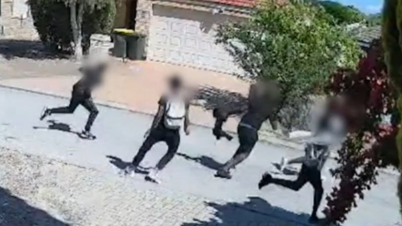 Six youths charged after teen allegedly attacked at Perth school