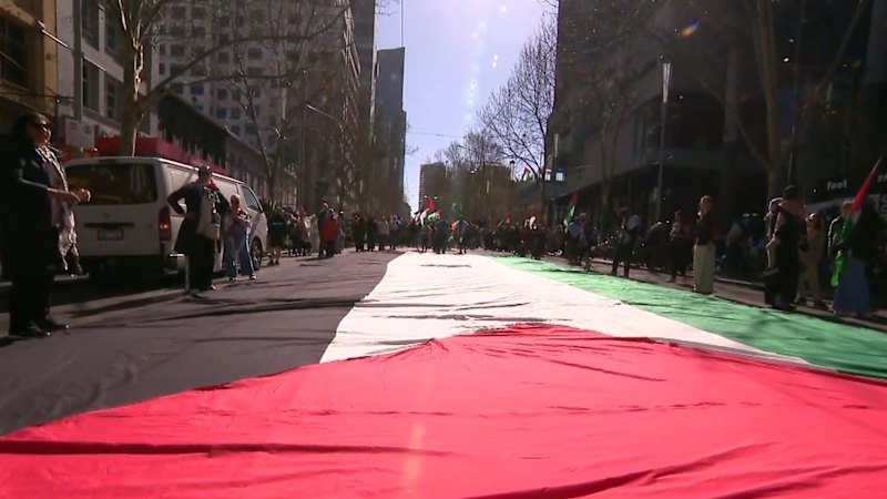 Frydenberg accuses Victorian government of allowing residents to be radicalised