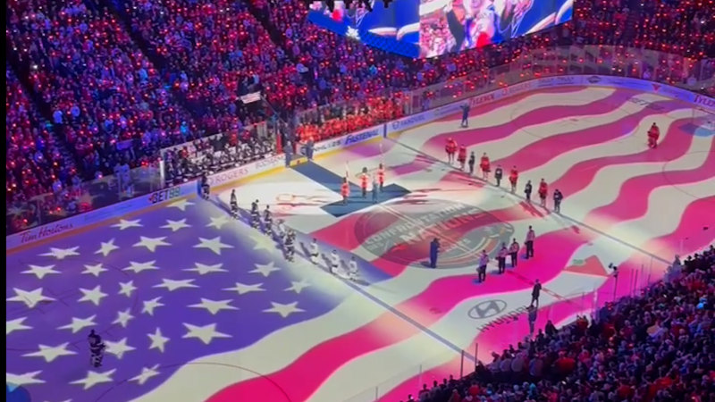 Ice hockey fans boo US national anthem